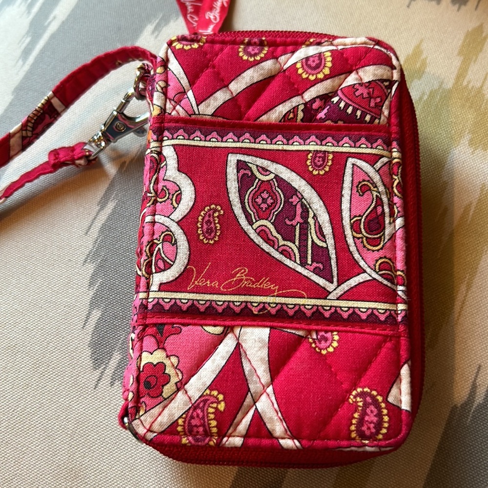 Vera Bradley Retired Rosy Posies Wrislet ❤️ - Picture 5 of 10